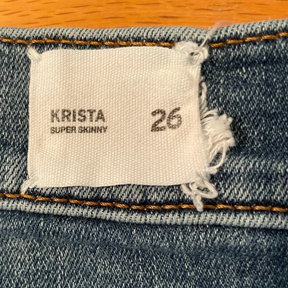 EUC Women’s Hudson Krista Super Skinny Medium Wash Cotton distressed jeans sz 26 - Picture 6 of 13